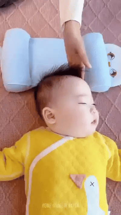 Adjustable Newborn Baby Head Shaping Pillow – Breathable, Portable, Flat Head Prevention (Random Color & Design)